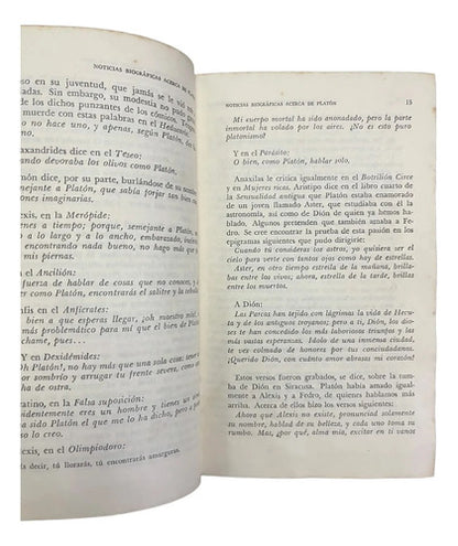 Portada de Dialogos escogidos apologia de socrates platon